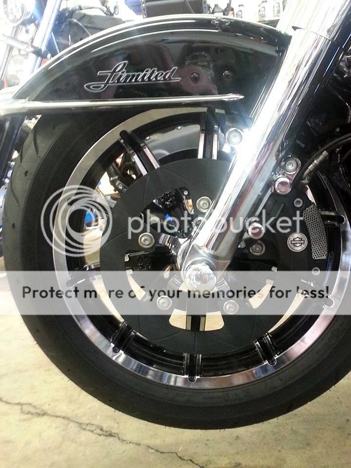 Lyndall Racing Brakes composite rotors for 2014 models Harley